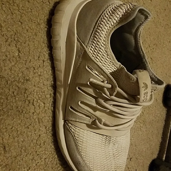 Adidas originals tubular - Picture 2 of 5